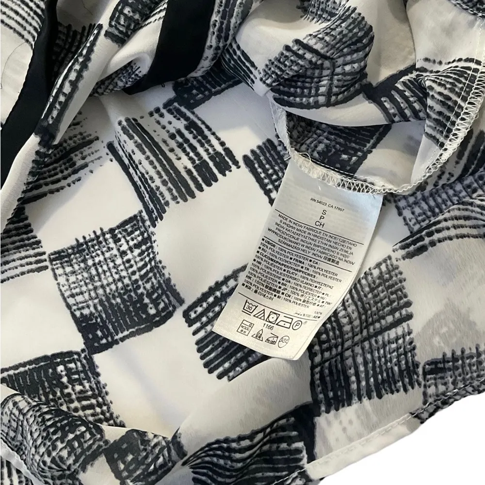 Banana Republic Women Size Small V-Neck Shirt Sheer 15-168P - Image 4