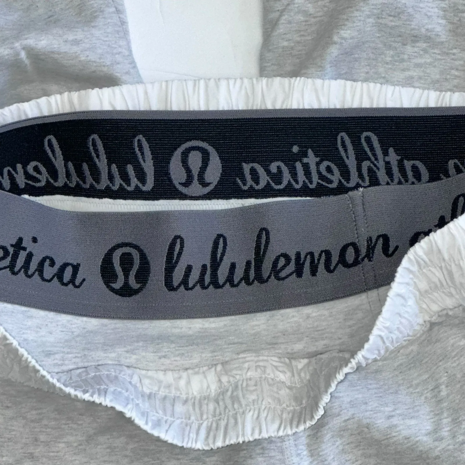 Lululemon Womens Size 6 Bermuda Shorts Double Waistband Grey 14.5" Inseam Gray - Image 5