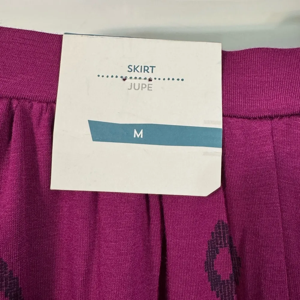 Old Navy Women’s Jersey Knit Circle Smocked Skirt Magenta Print Size M NWT - Image 8