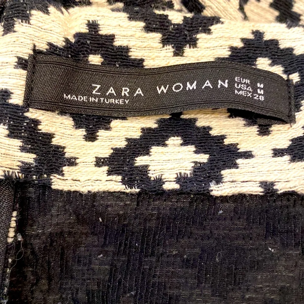 || Black and white print mini skirt - Image 3