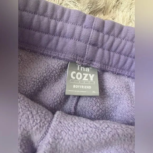 Tna shorts Size XL - Image 2