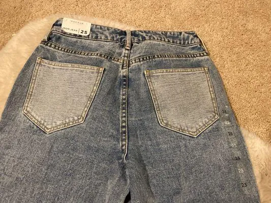 PacSun Mom Jeans - Image 2