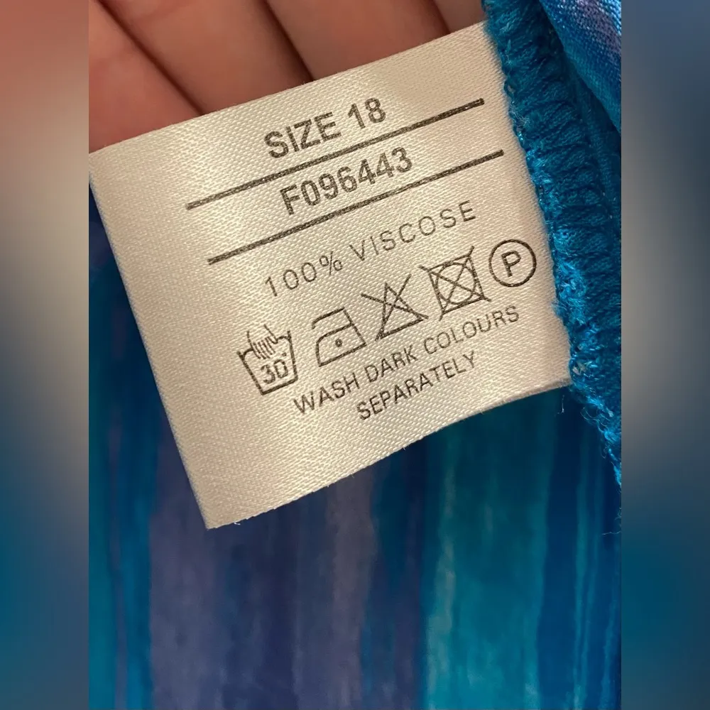 VTG 80s 90s Amaranto Sleeveless Watercolor Blue Vertical Stripe Button - Image 10