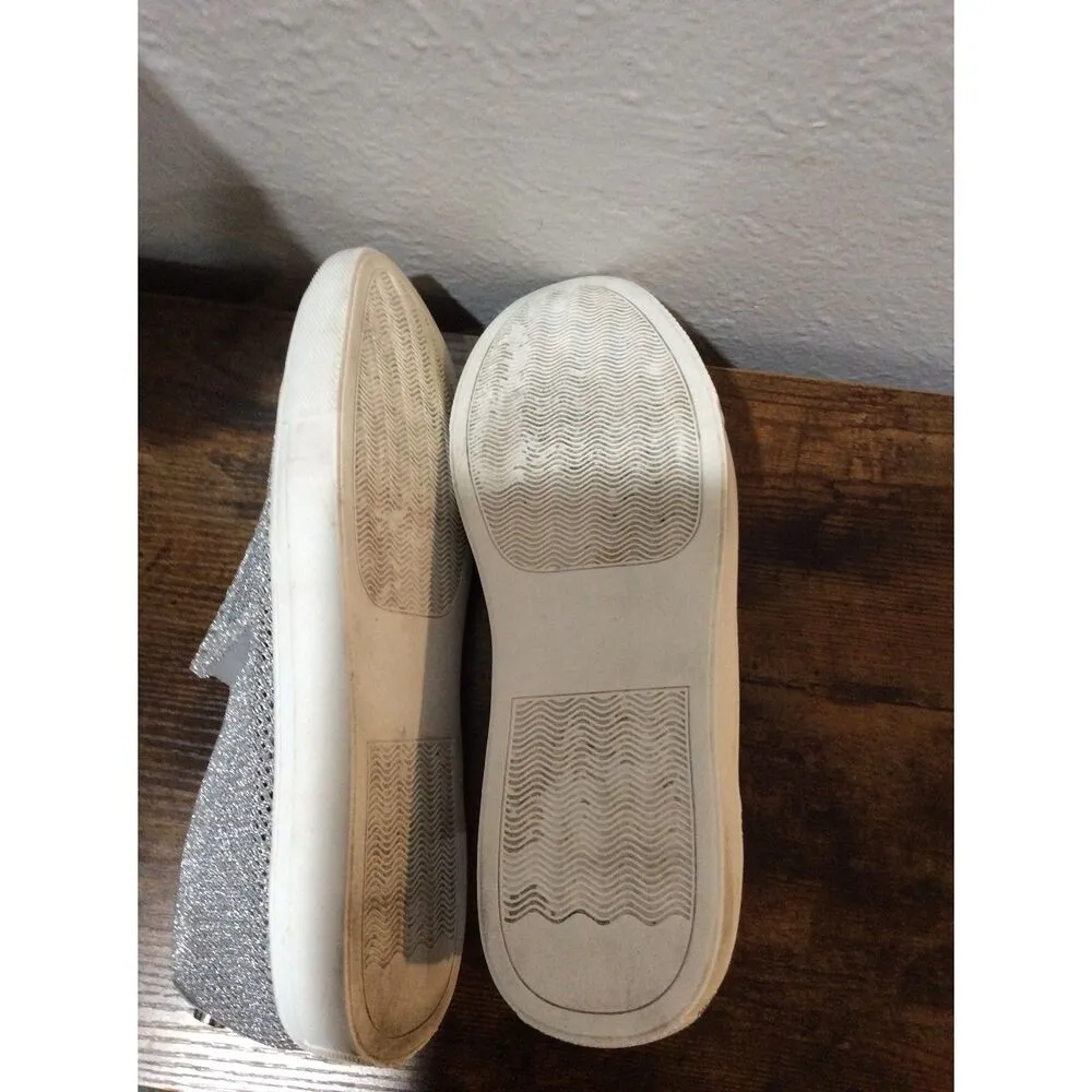 STEVE MADDEN Freeda Slip On Sneakers Silver Size 9.5 Womens NICE - Image 2