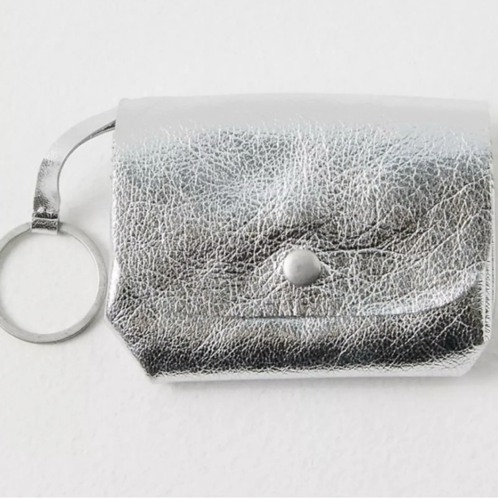 Free People Easy Eyes Wallet Purse Charm in Glistening Salt Silver Leather NEW - Image 10