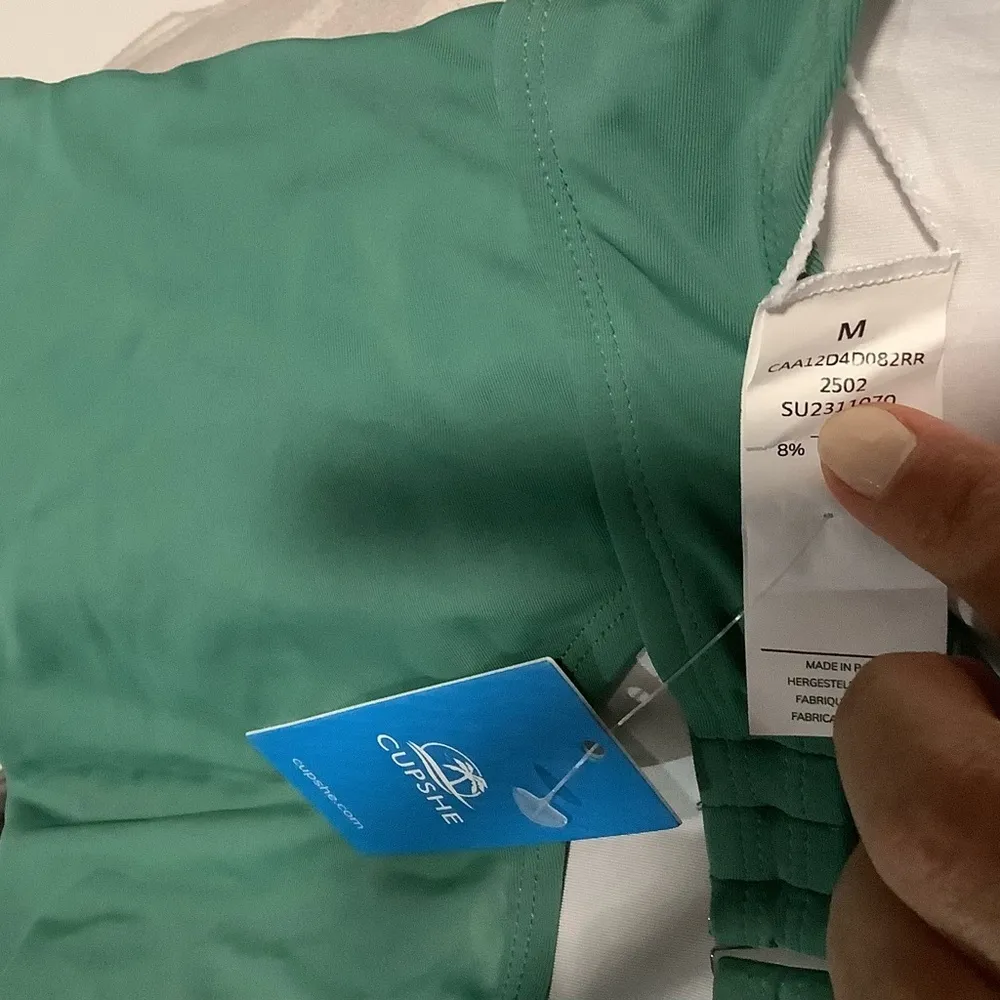 Cupshe Green Bikini Top Sz M - Image 6