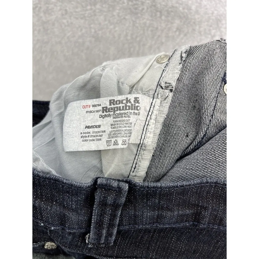 Rock and Republic Jeans Vintage Black Flared Leg Size 28 USA Made Dark Wash - Image 6