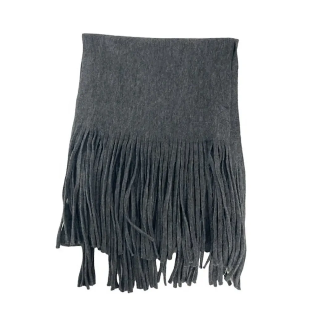 Lucky Brand Gray Fringed Scarf - Image 3