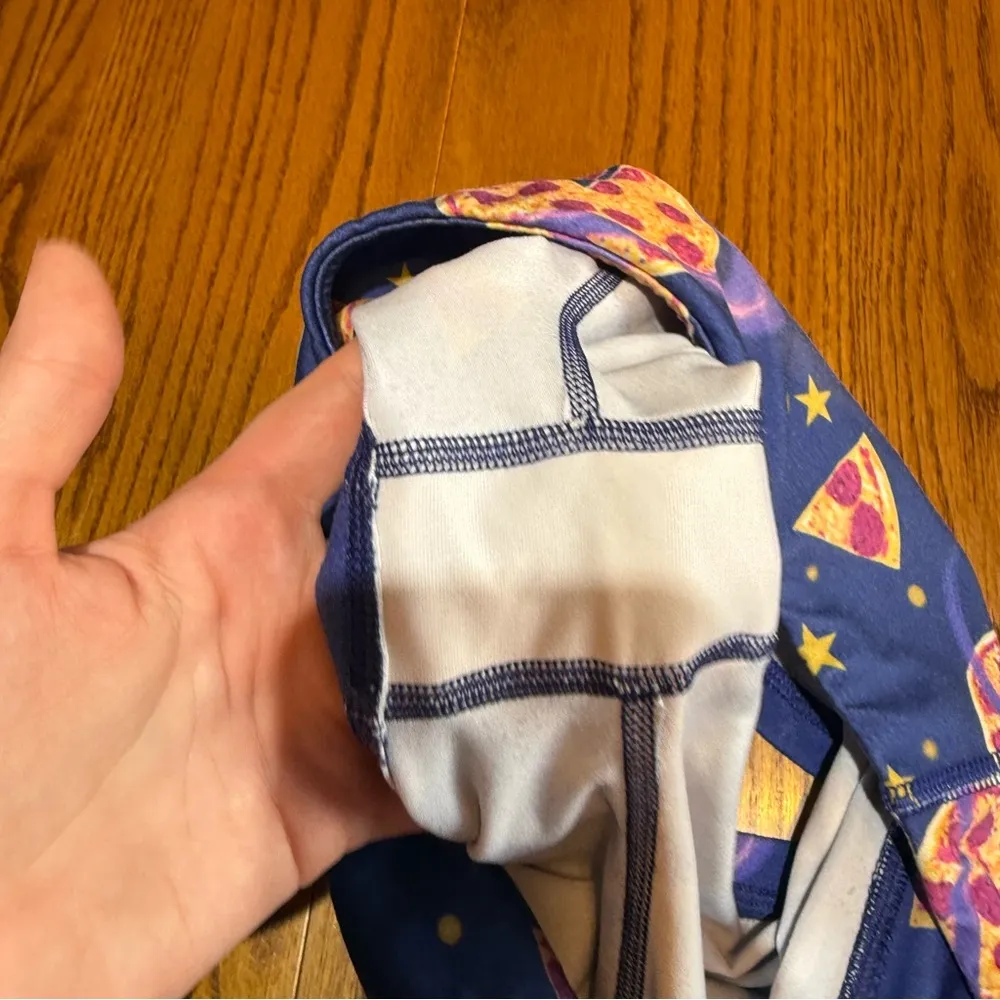 FLEO Pizza Print Blue Shorts Size Small - Image 3