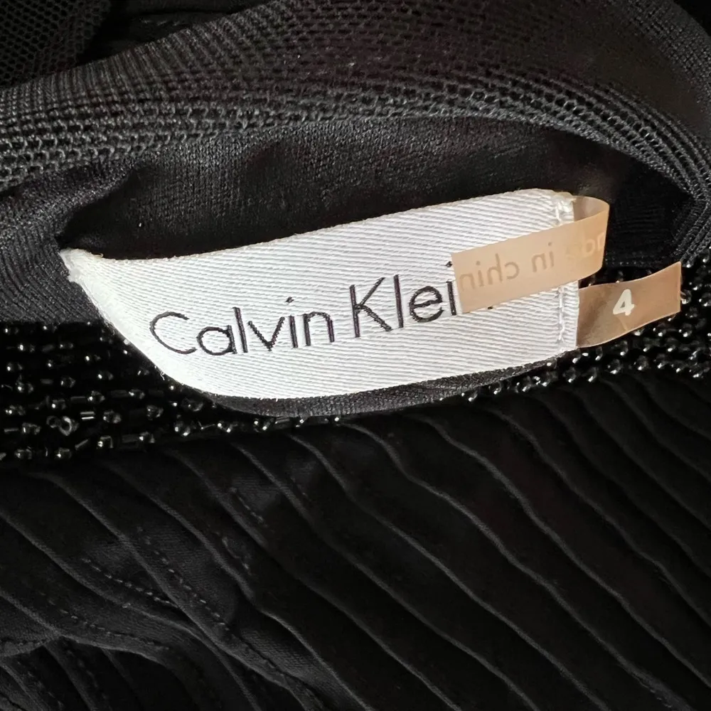 Calvin Klein Black Beaded Pleated Bodice Mesh Illusion Cap Sleeve Long Dress 4 - Image 5