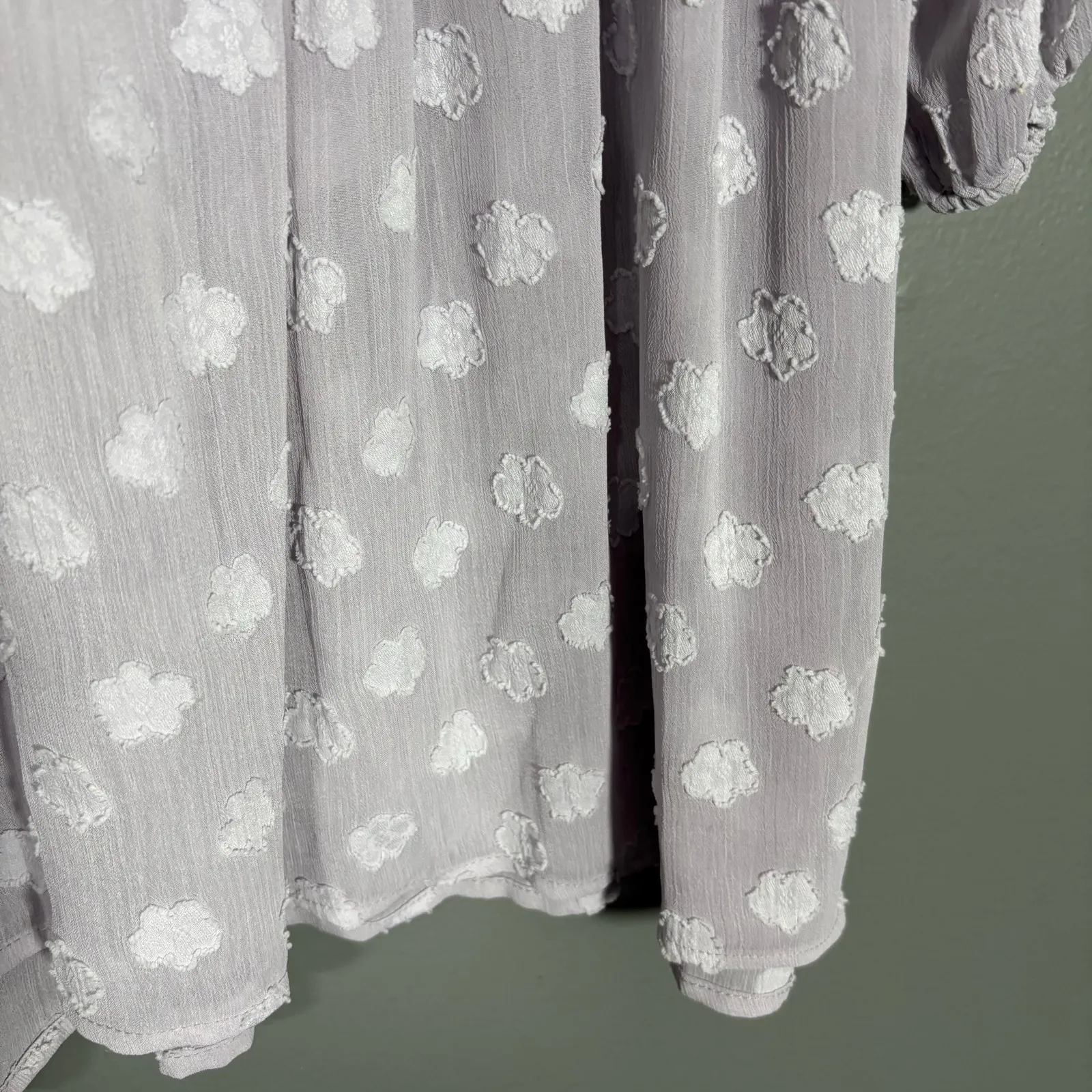 Suzanne Betro Women's Romantic Gray Flower Semi-Sheer Babydoll Top - Size Small - Image 4