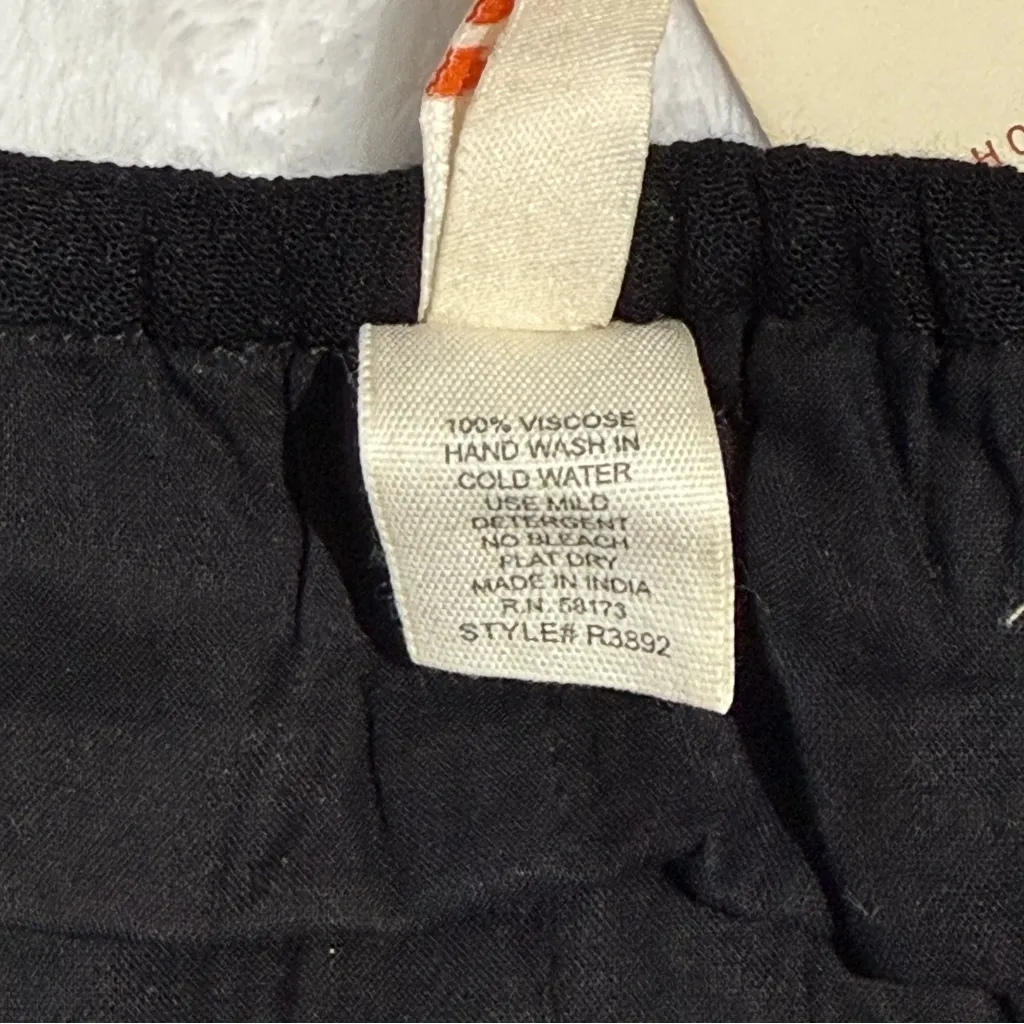 RAGA by Anthropologie Black and Gold Embroidered Lace High Waist Shorts NWT - Image 6