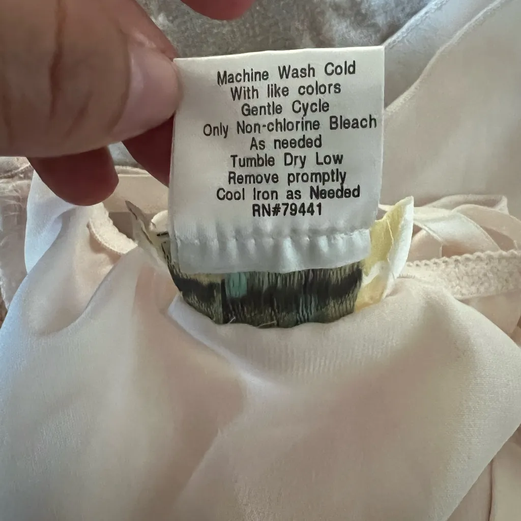 Vintage Elegant off white Lace Slip Dress size small - Image 4