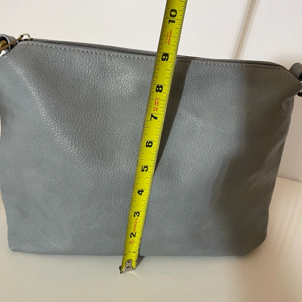 Joy Susan Classic Gray Crossbody Bag NWOT - Image 3