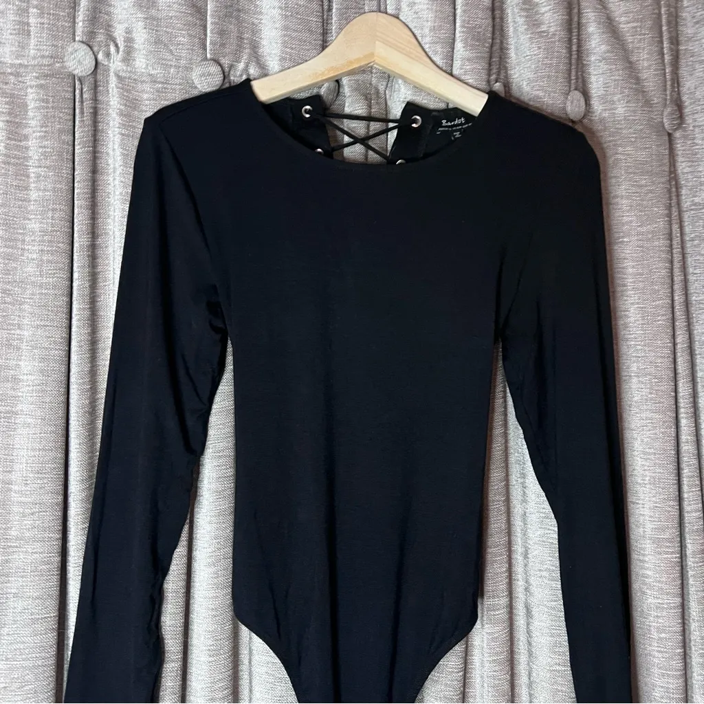 Bardot Black Long Sleeve Black Lace Up Back Bodysuit Size Medium - Image 4