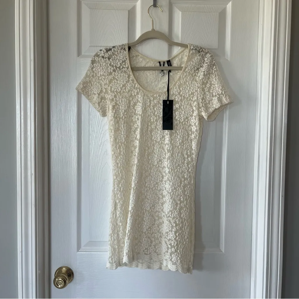 BKE Boutique Buckle Cream Stretch Lace Mini Dress Tunic Womens Medium‎ NEW *FLAW - Image 2