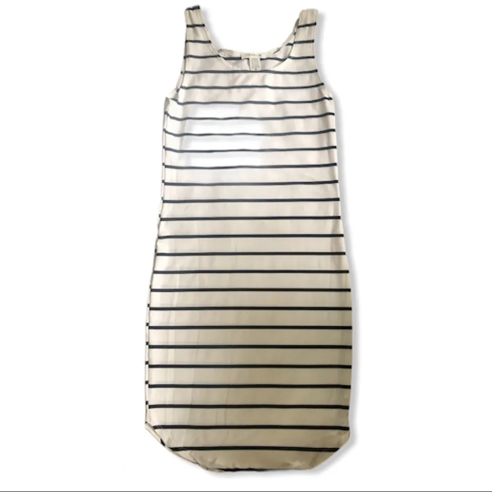 SUNDRESS. White and black striped size medium - Image 2