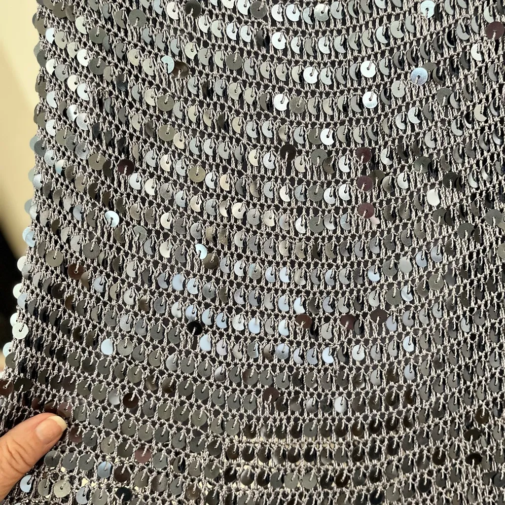 Sequin Sleeveless Tank Top - Image 4