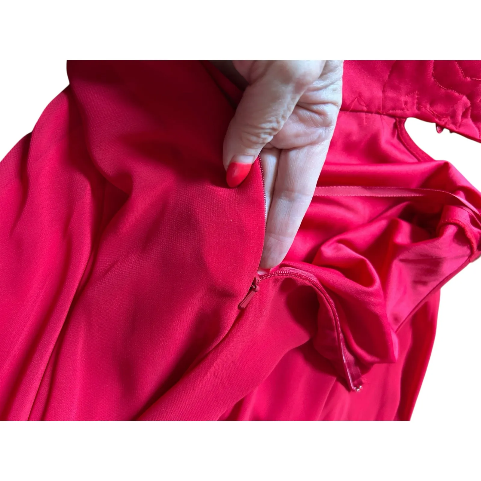 Betsy & Adam Red Rhinestone Halter Evening Gown Formal Dress - Size 4 - Image 11