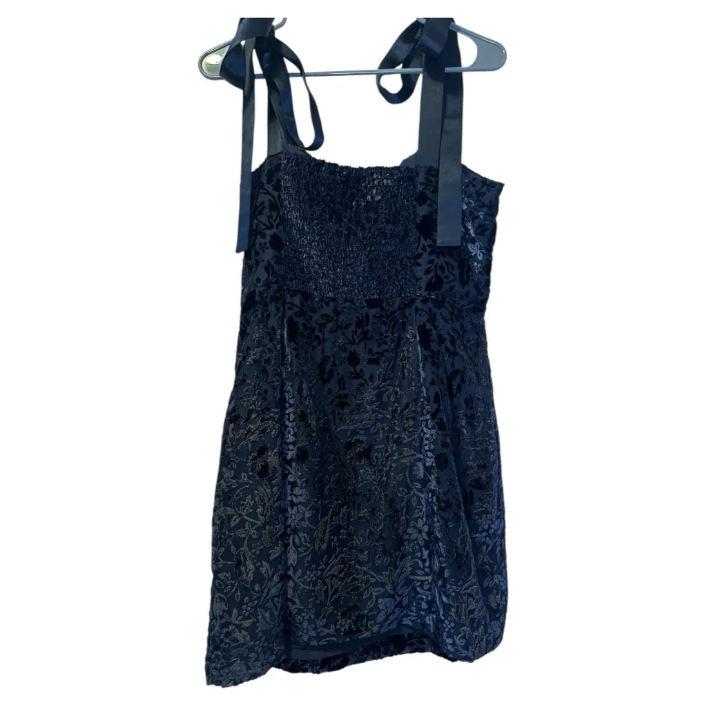 House of Harlow 1960 L Velvet Burnout Floral Tie - Image 2