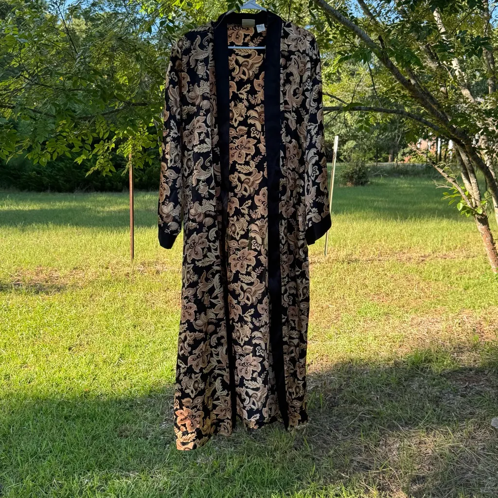 Adonna Vintage Floral Kimono Robe in Black and Gold Large 16/18 - Image 12