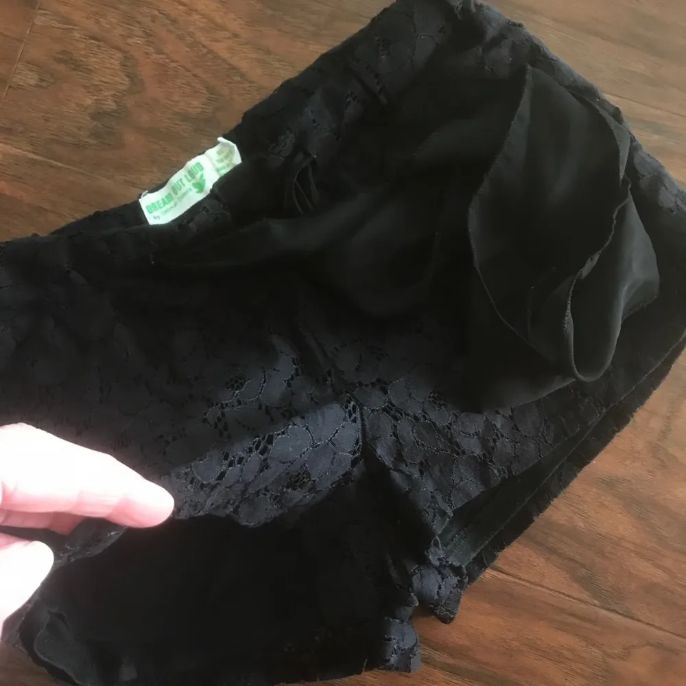 Selena Gomez Lacey Black Butty Shorts - Image 2