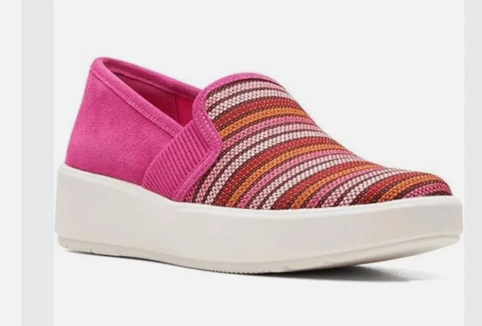 NEW Clarks Layton Petal 9W WIDE Slip On Comfort Sneakers fuchsia Pink - Image 2