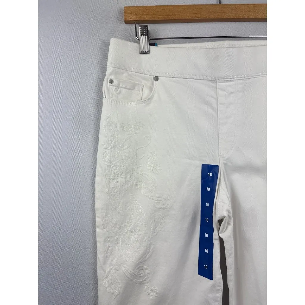 Women’s Gloria Vanderbilt Size 10 White Embroidered Capri Pants - Image 2