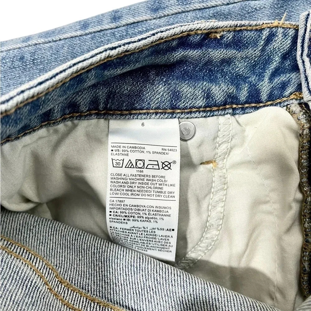 NWT Old Navy Button Front Distressed Denim Skirt - Image 4