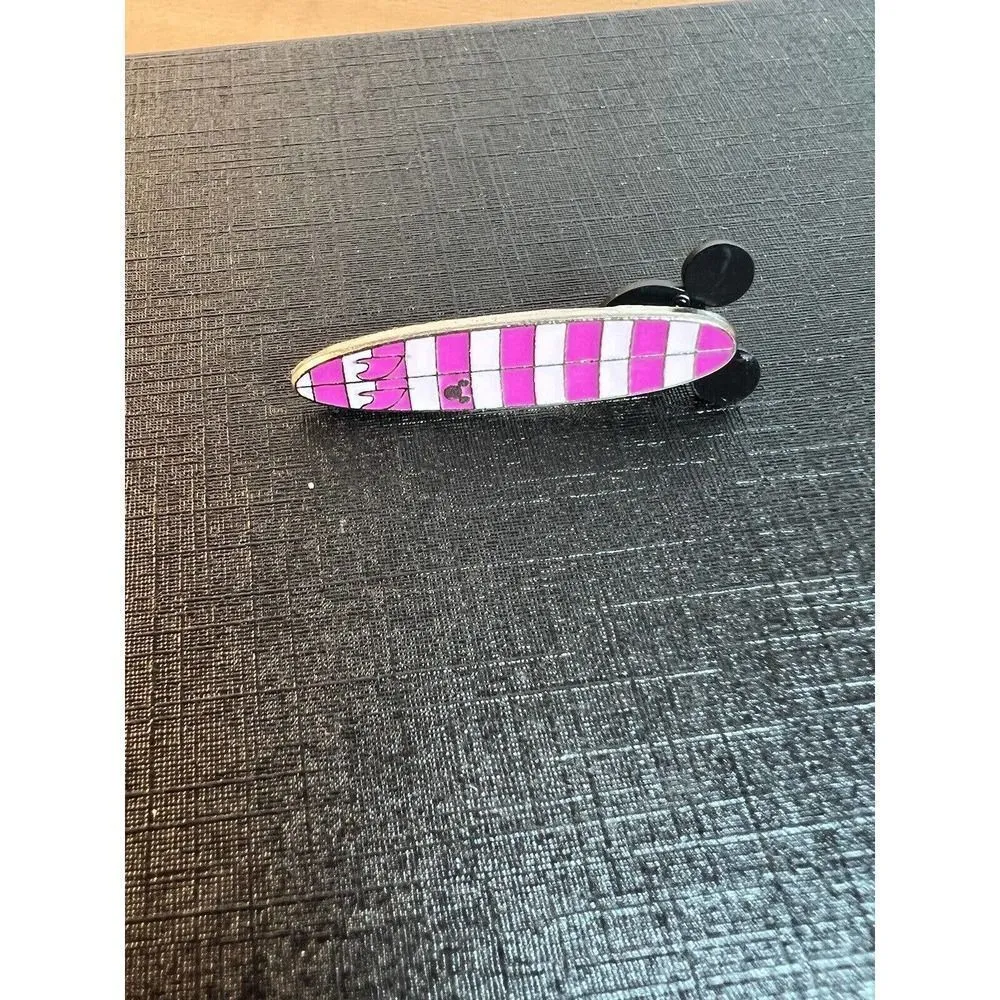 Disney Pin Cheshire Cat Alice in Wonderland Hidden Mickey Character Surfboard - Image 3