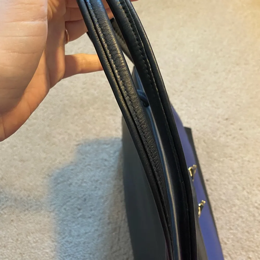 Authentic Furla Cortina structured colorblock leather handbag tote blue black - Image 7