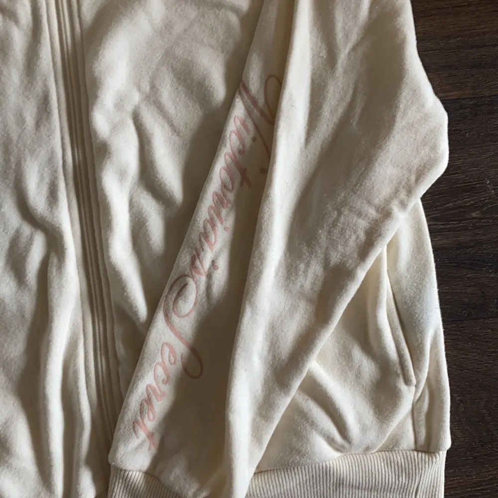VS Cream Zip Up Hoodie - Image 2