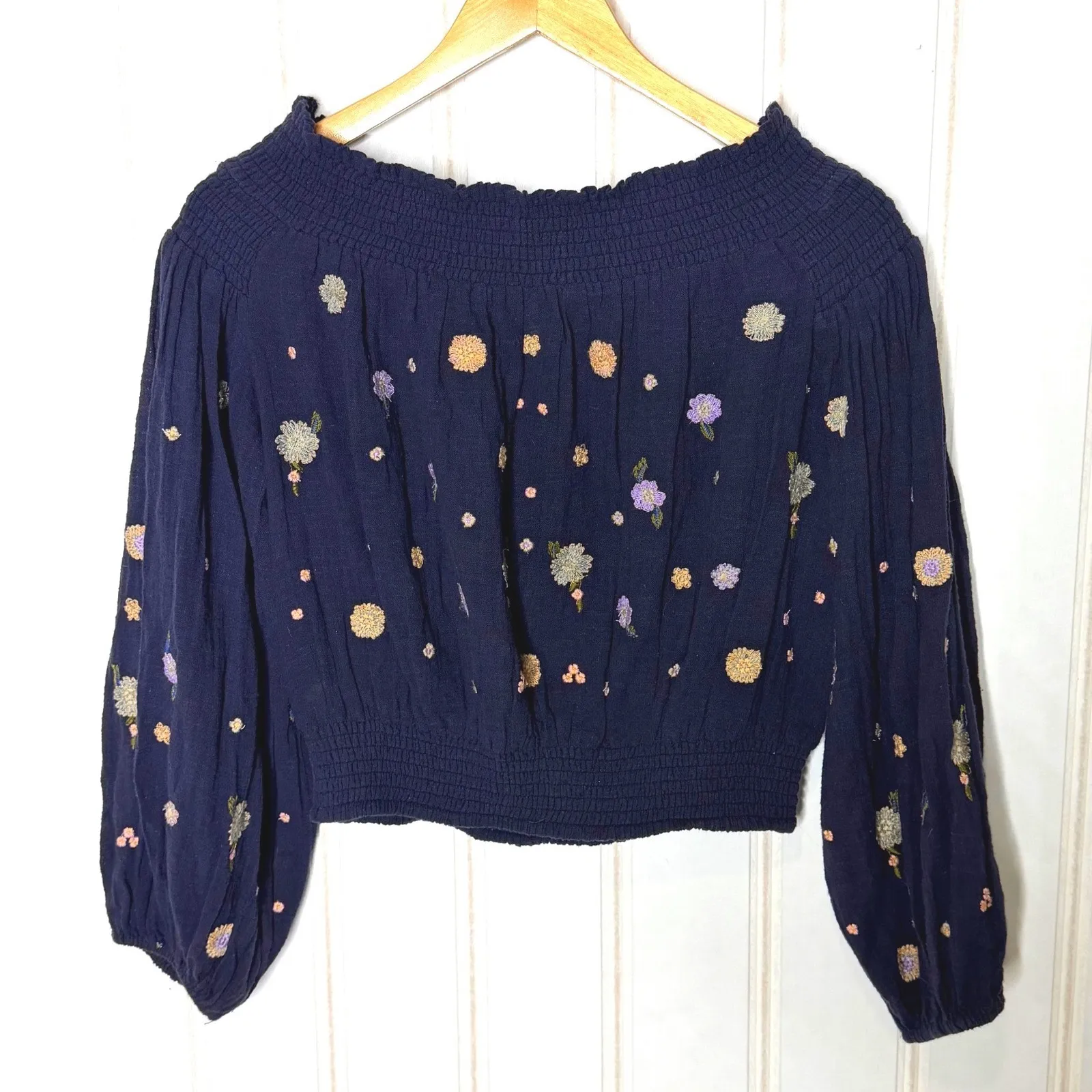 Free People Saachi Off the Shoulder Top embroidered Smocked Sz Small - Image 8