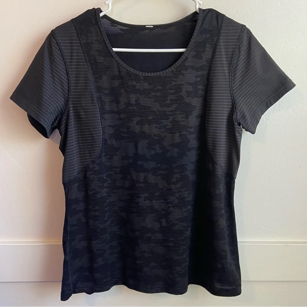 Lululemon Black Striped & Camo Run For Days Short Sleeve Shirt - Image 3