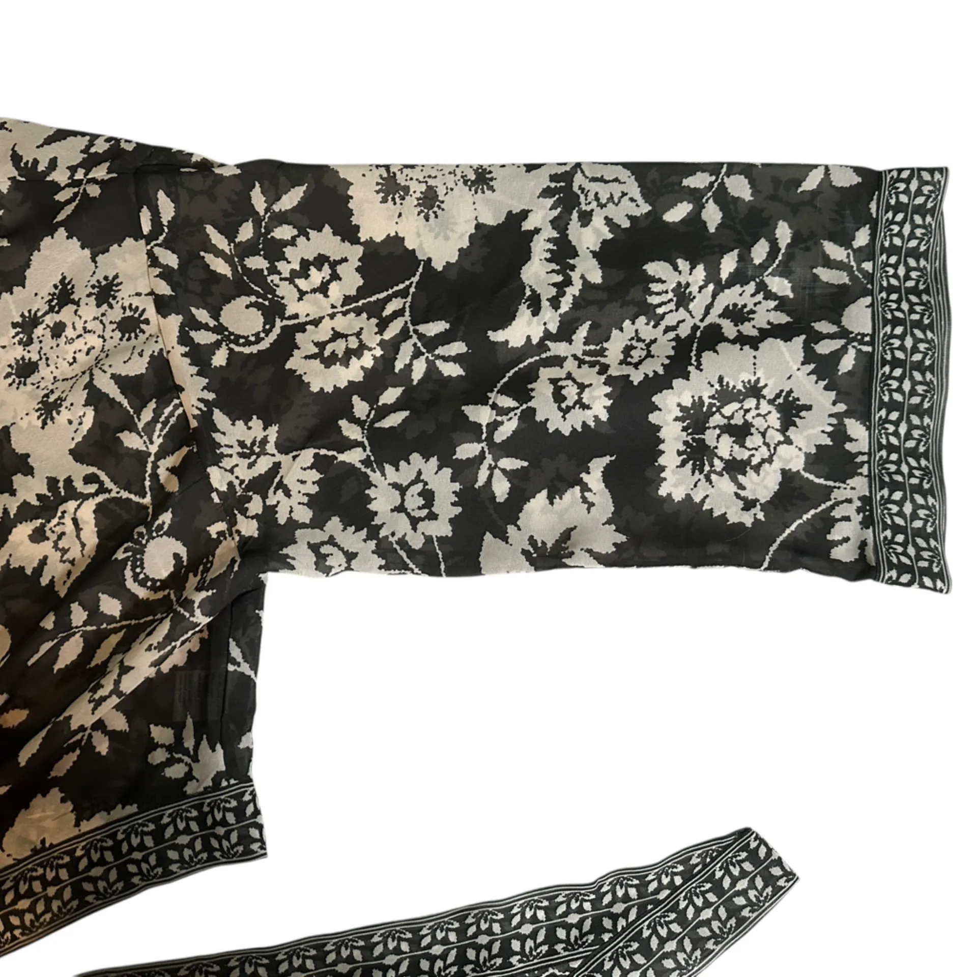 Anthropologie Black & White Floral Long Sleeve Shall One Size - Image 9