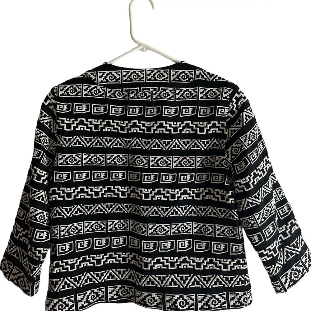 Chico’s Geometric Black & White Aztec Embroidered Tribal Jacket Size‎ Size 1 Med - Image 3