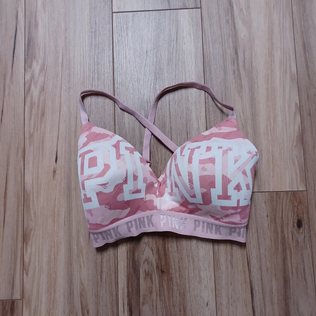 Pink wireless t-shirt bra in pink camo. Size 34DDD. - Image 2