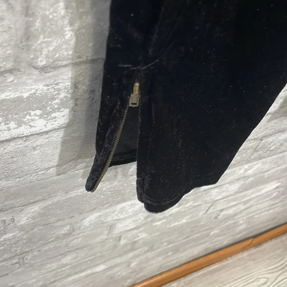 Umgee Black Velvet Zipper Hem Pull On Pants - Image 2