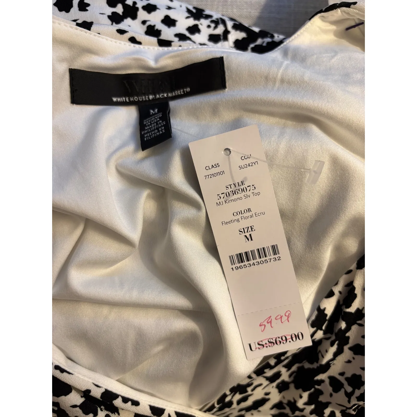 White House Black Market Black & White Wrap Blouse – Size Medium – NWT MSrP $69 - Image 2