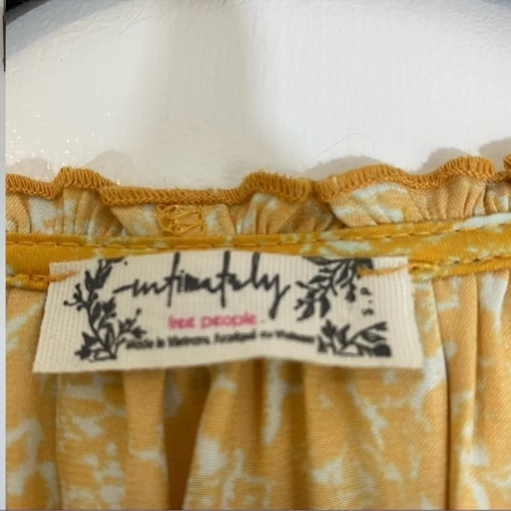 Free People All Tucks Printed Long Sleeve Bodysuit Women’s Small Yellow - Image 3