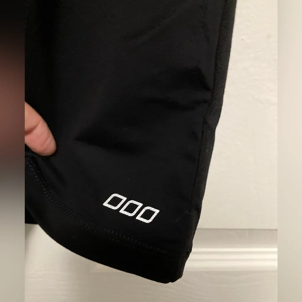 Lorna Jane 000 Women's Black Athletic Short Sleeve Top - Image 3