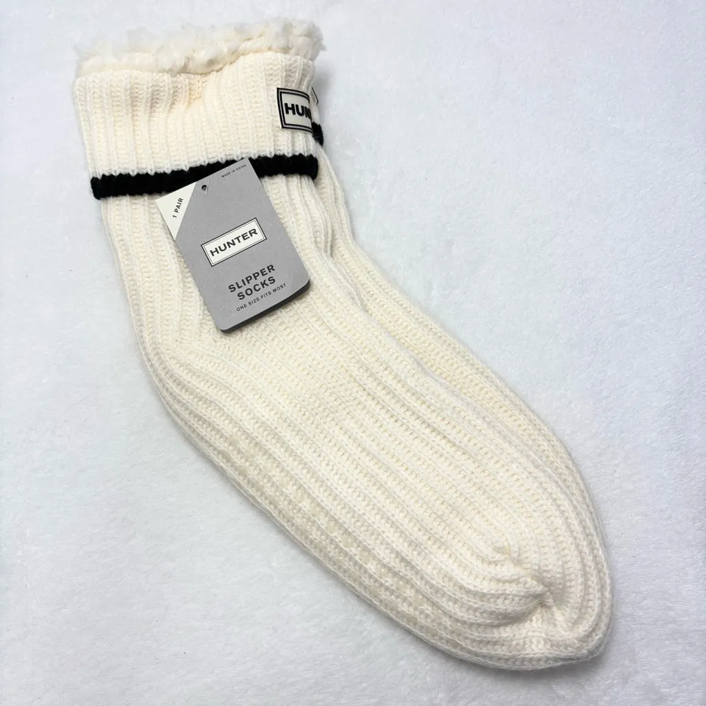 Hunter Cream Cable Knit Socks with Striped Cuff ONe Size Fits Most - Image 2