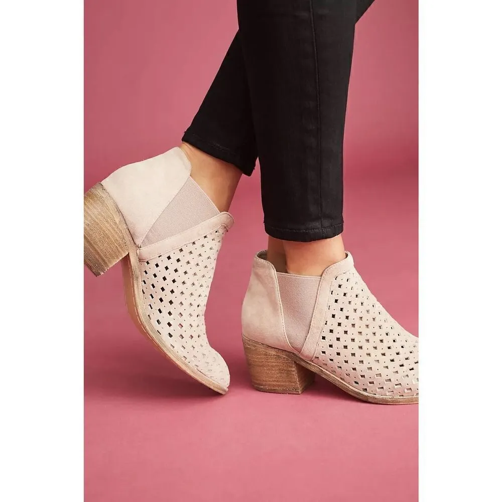 ANTHROPOLOGIE SILENT D SUEDE BOOTIES SIZE 9.5 - Image 6