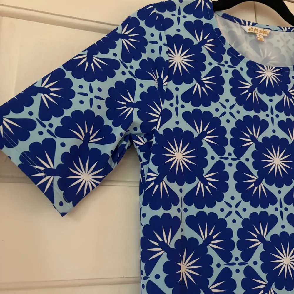 All For Color Starburst Blue Sun Protection Floral Dress Size Small Tee‎ Shirt - Image 3