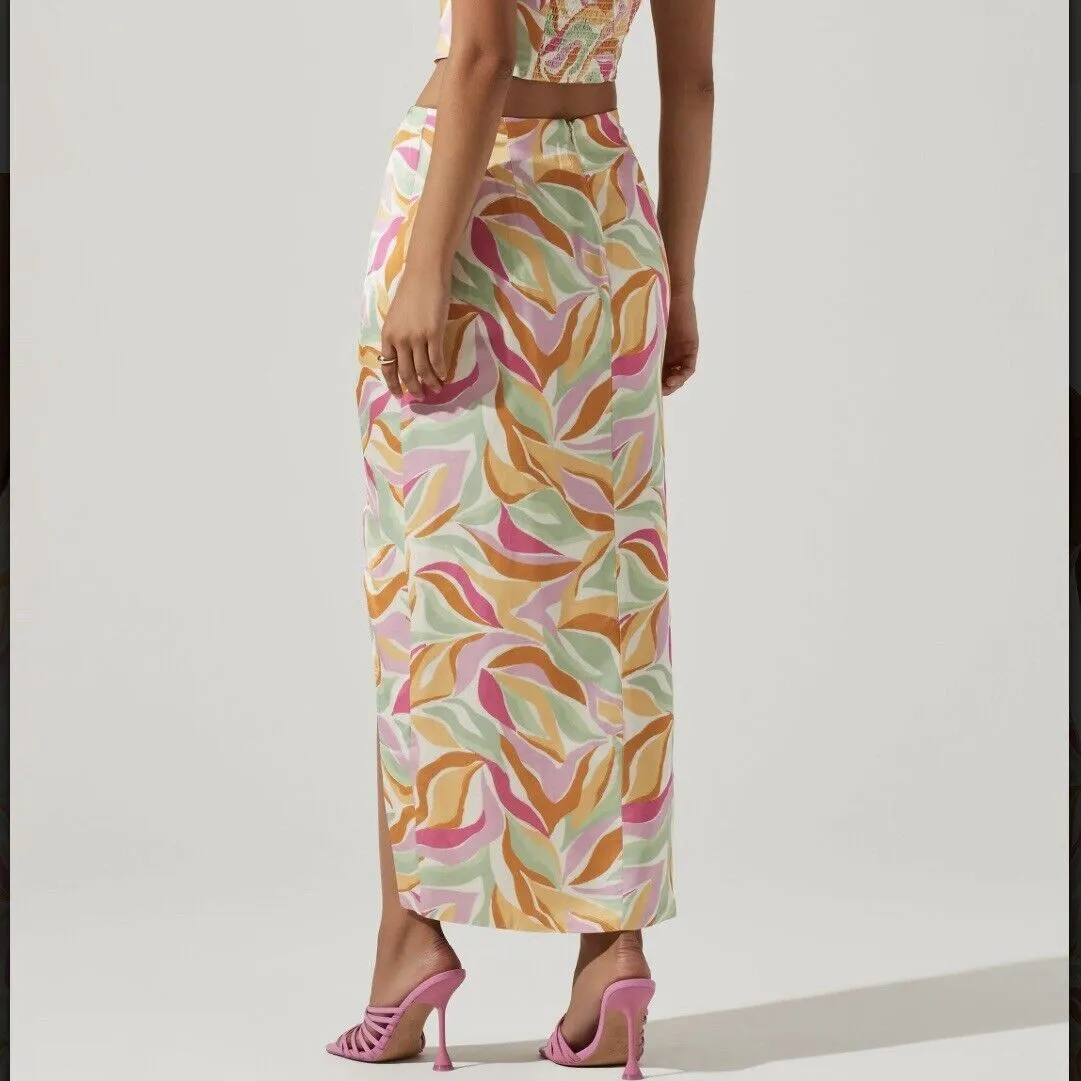 ASTR The Label Loretta Abstract Print Midi Wrap Skirt Small Pastel - Image 2