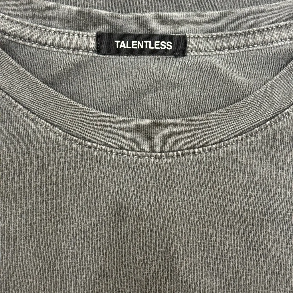 Talentless Pre-loved  Women’s Circle Logo Tee- Medium - Image 3