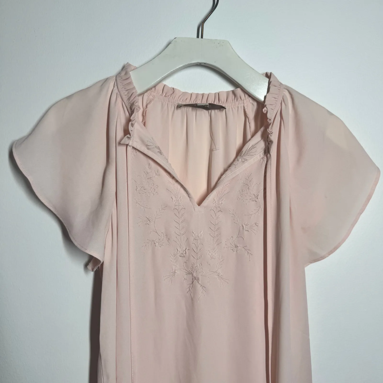 LOFT Top Women XS Pink Embroidered Tie Neck Blouse Cottage Minimal Modest Work - Image 3