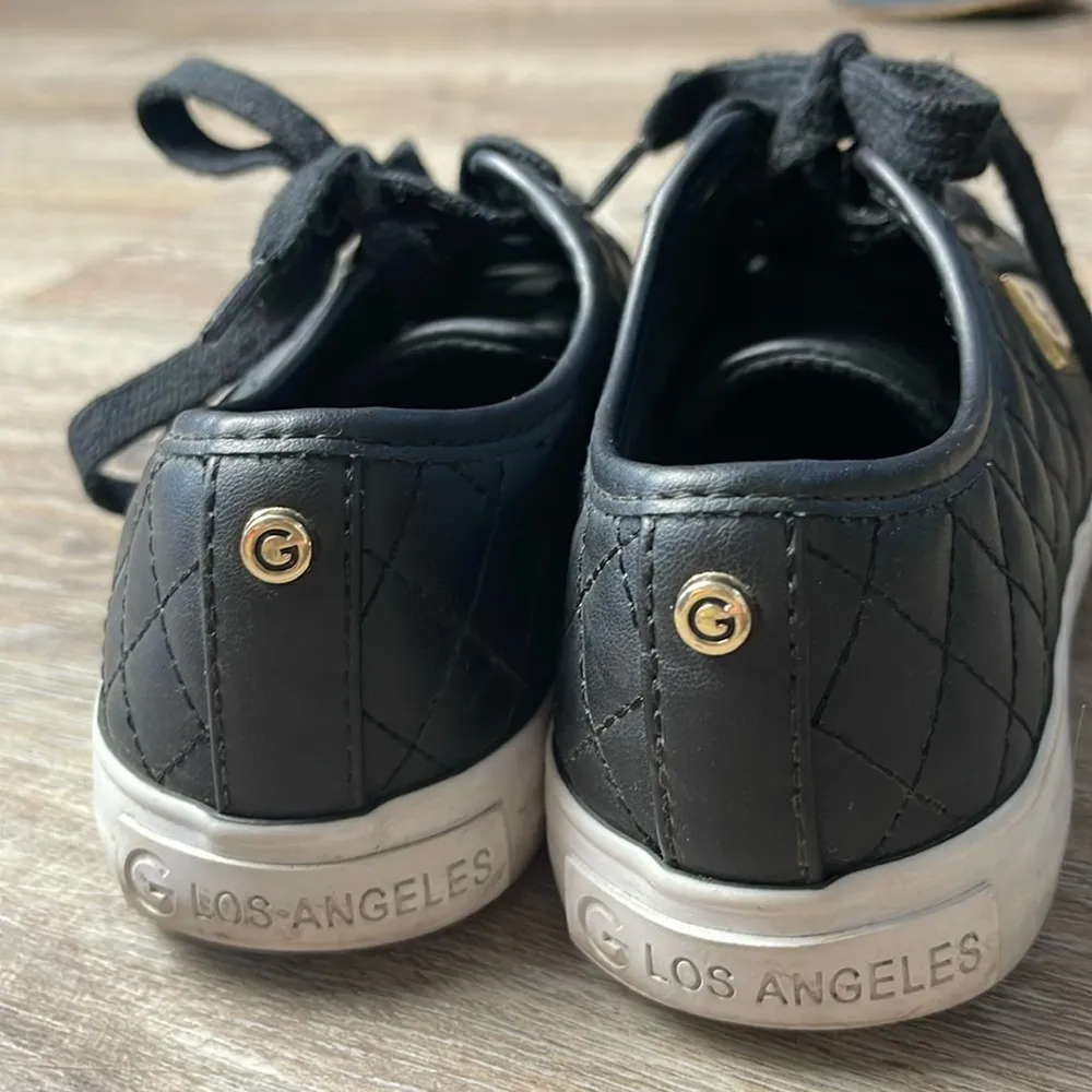 G by Guess Faux Leather Quilted Shoes Size  6 - Image 13