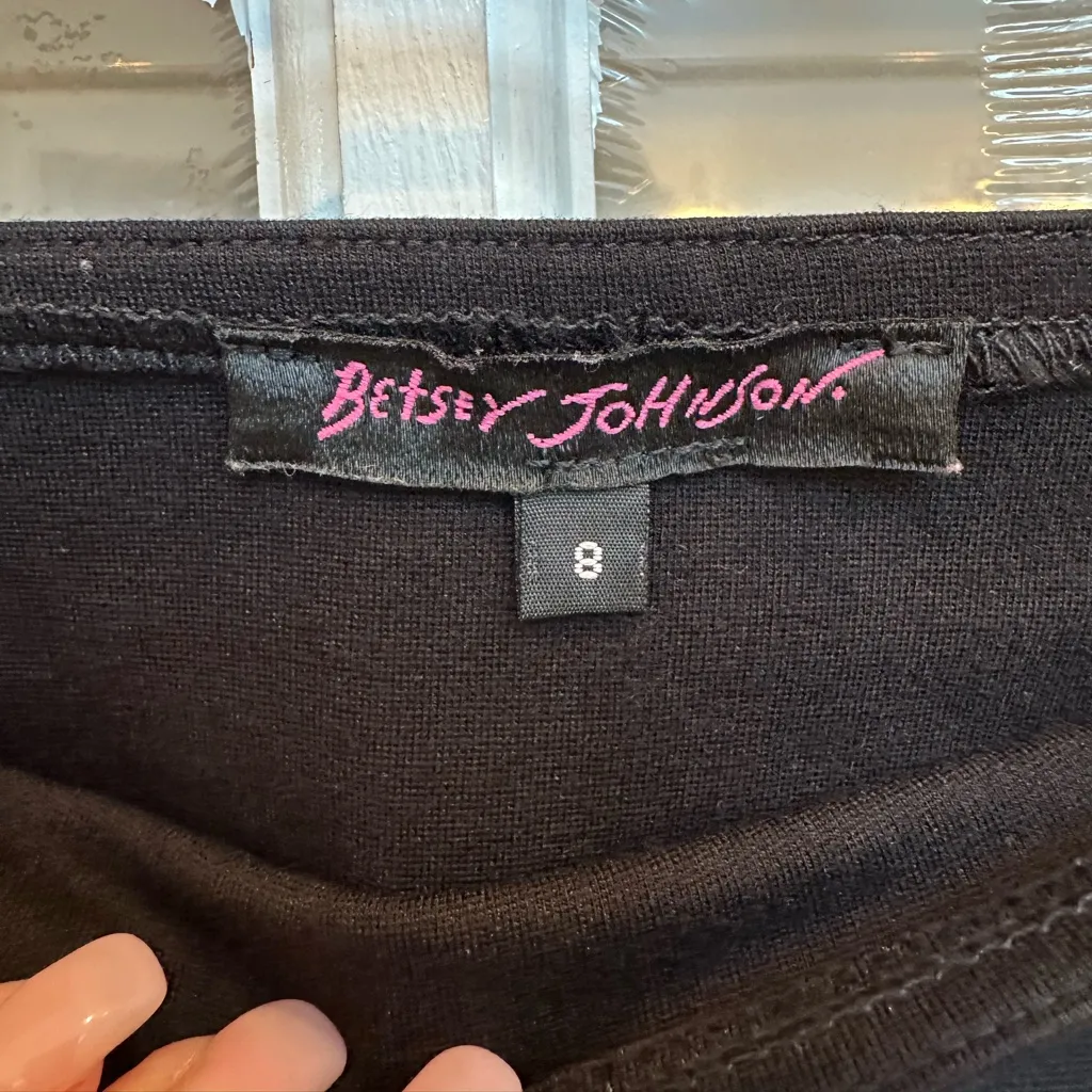 Vintage Betsey Johnson 90’s Classic Timeless Chic Black Pencil Skirt Size 8 Med - Image 5
