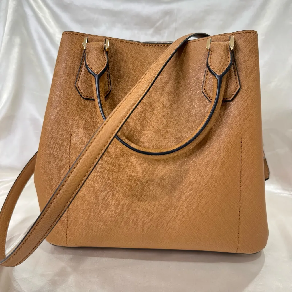 New Michael Kors Greenwich Saffiano Leather Satchel Bag Brown Tote Classic Chic - Image 8